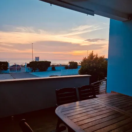 Apartment Edo House - Beachfront - Fronte Mare -
